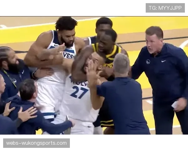 森林狼遭遇三连败，戈贝尔关键两罚不进暴露问题